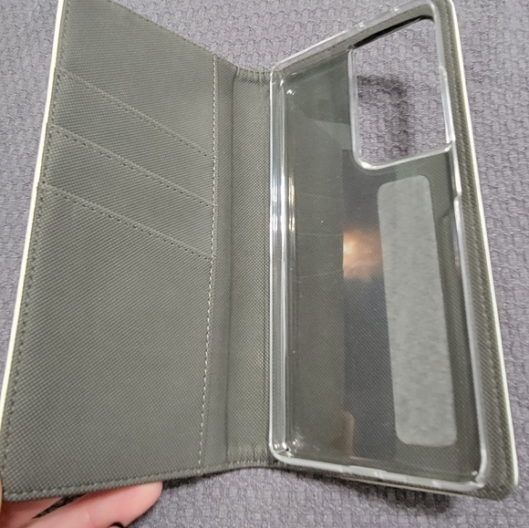 Phone case - Picture 2 of 3